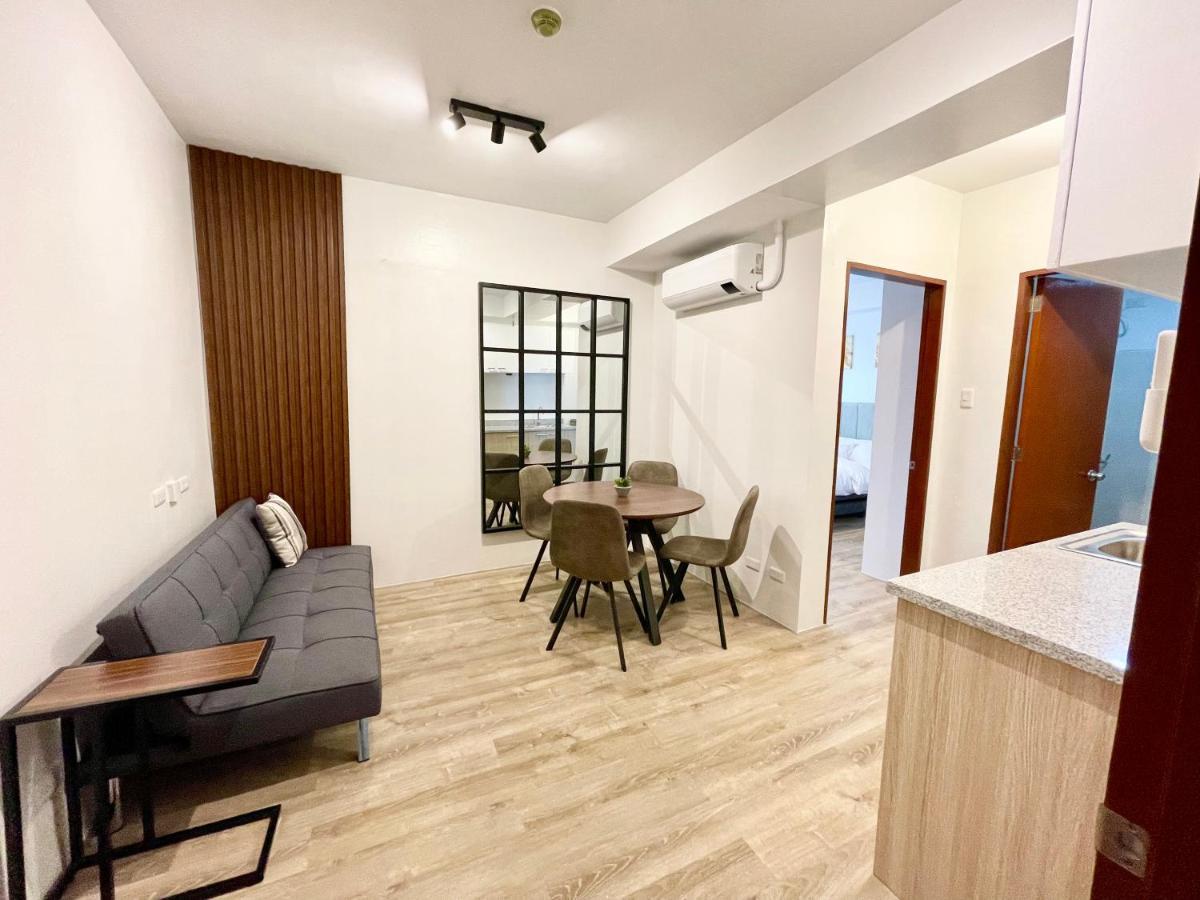 One Bedroom Condo Suite In Bacolod City Екстериор снимка