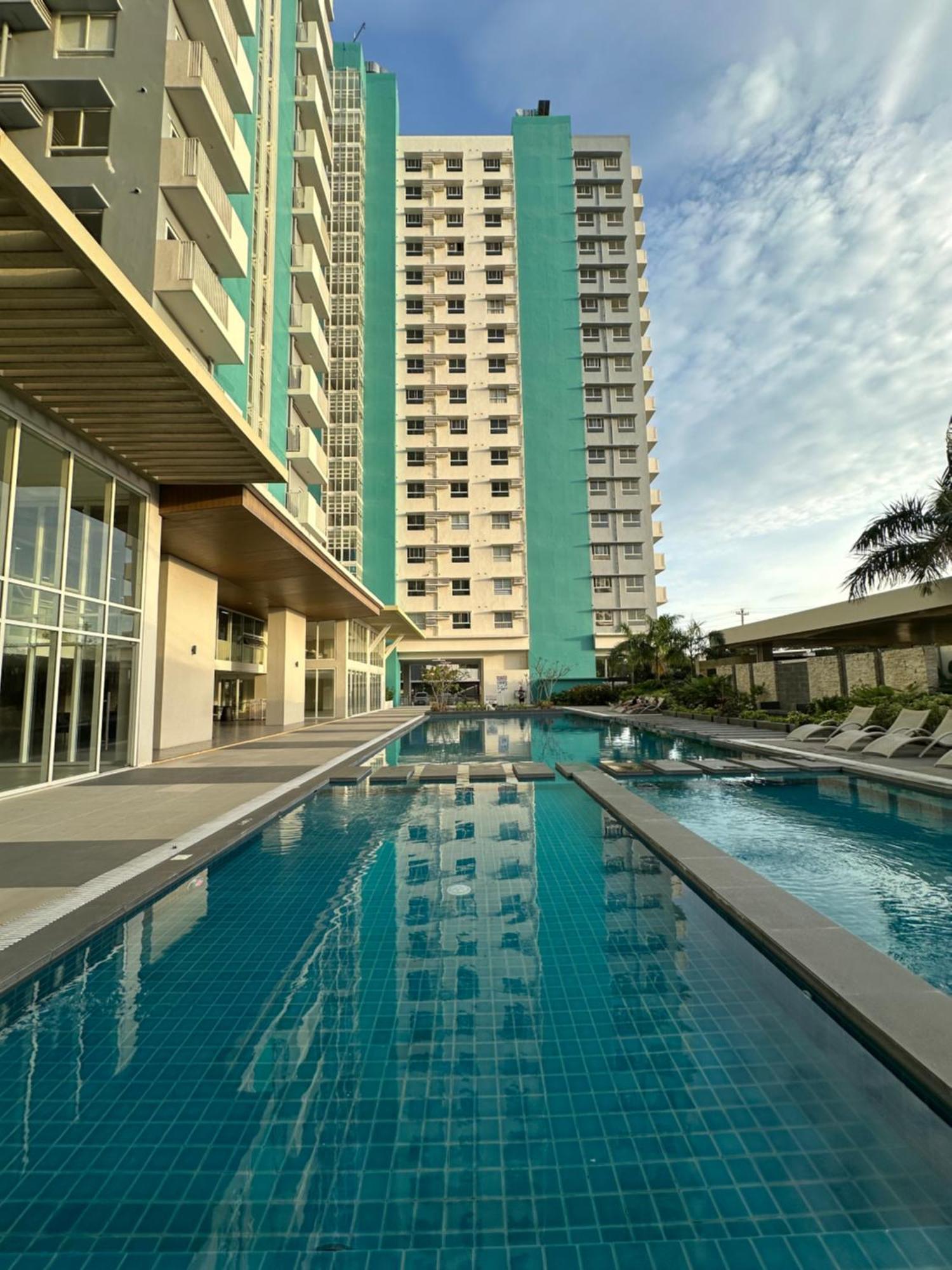 One Bedroom Condo Suite In Bacolod City Екстериор снимка